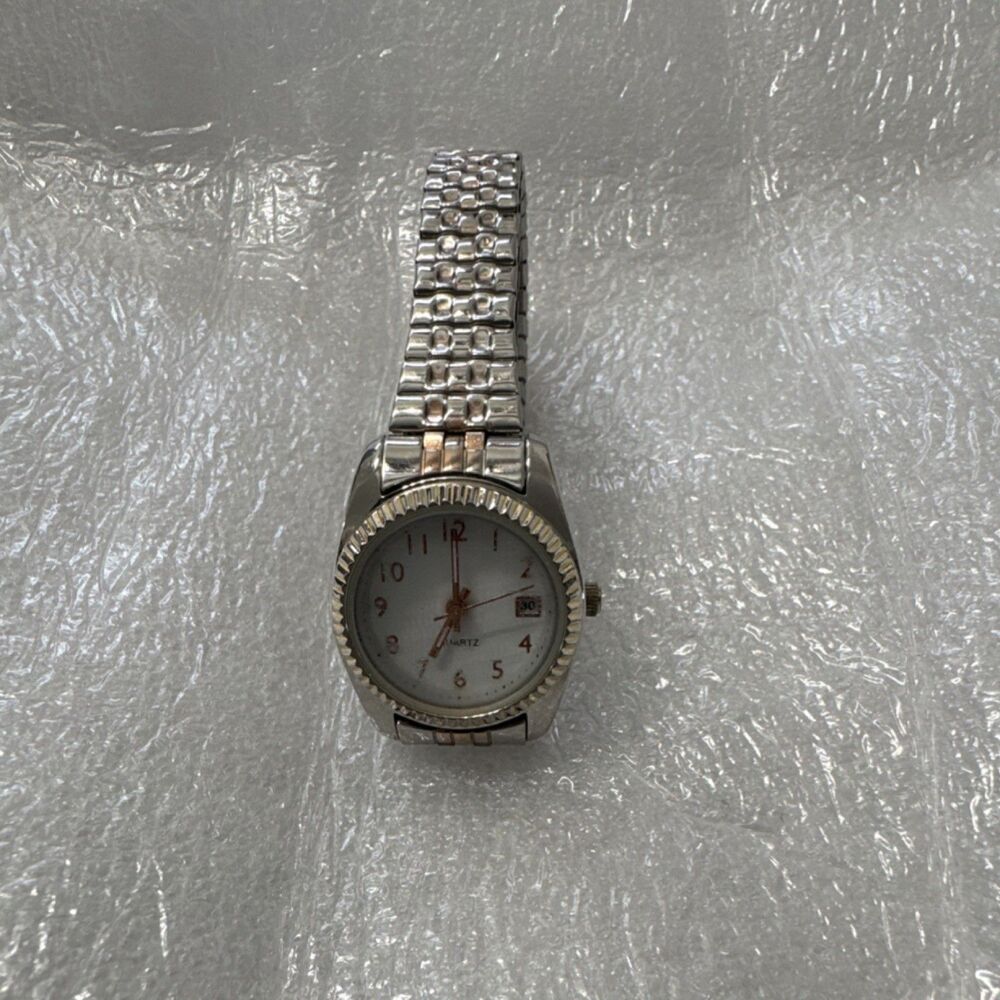 Silver & Rose Gold Tone Quartz Wristwatch Date Indicator Analog  Numerals
